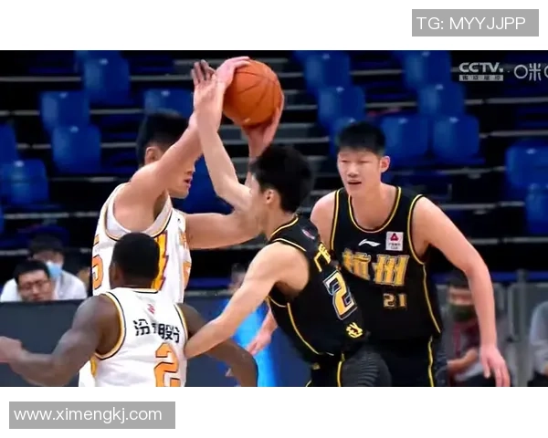 重庆篮球队阵地战分析:优势与劣势的深度剖析与反思 重庆篮球队阵地战分析:优势与劣势的深度剖析与反思