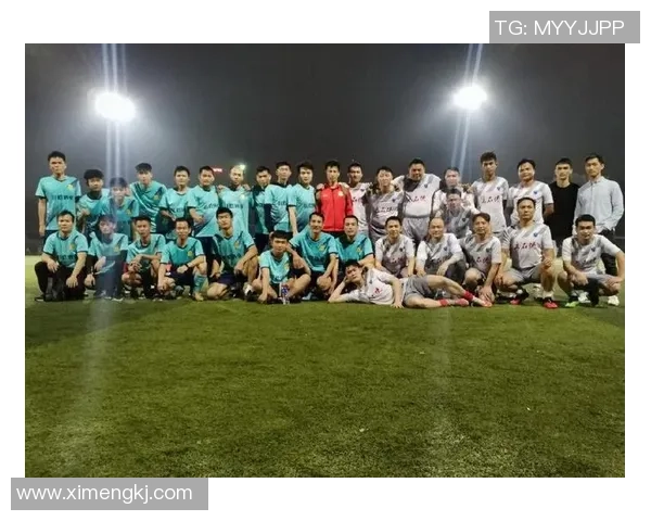 赛后分析：深圳足球队与重庆足球队的战术意识与表现对比探讨