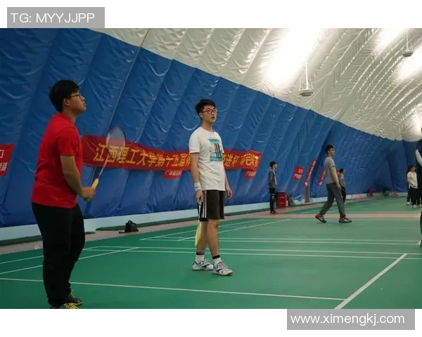 武汉羽毛球队在选拔赛中以70分稳居积分榜首位展现强劲实力